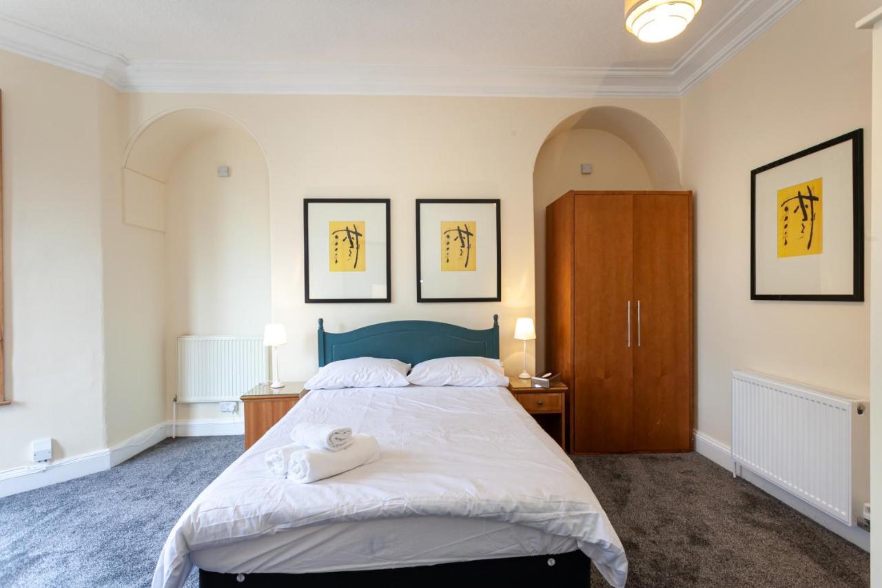 Hotel Townhouse No 12 Huddersfield Exterior foto