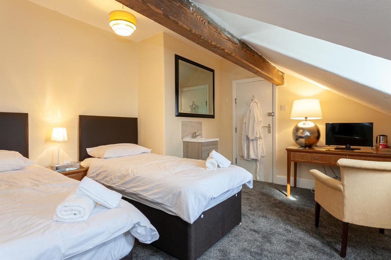 Hotel Townhouse No 12 Huddersfield Exterior foto