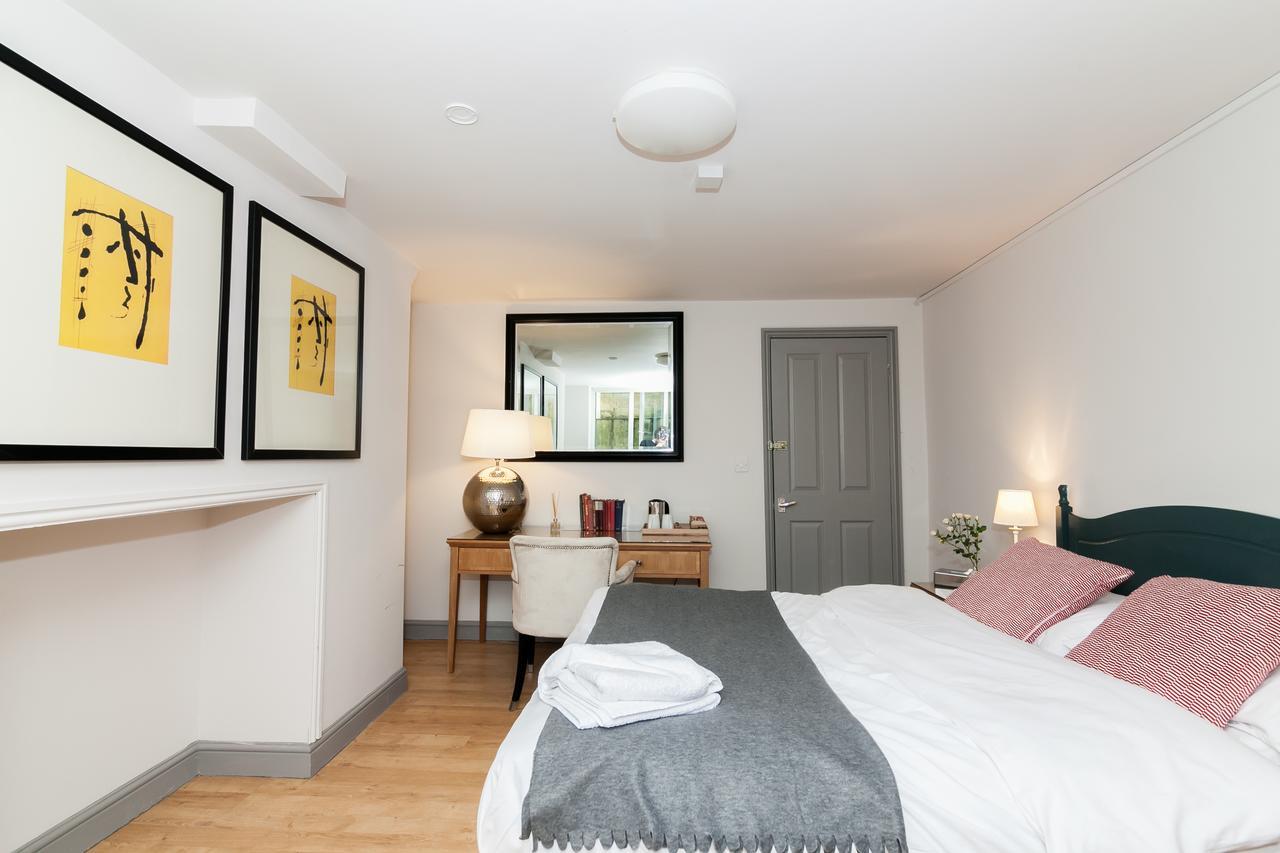 Hotel Townhouse No 12 Huddersfield Exterior foto